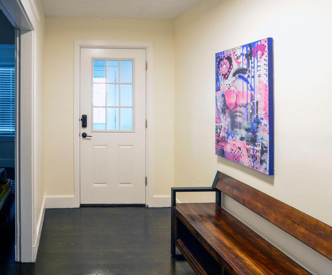Modern Two Bedroom Condo - Boston Stoneham Exterior photo